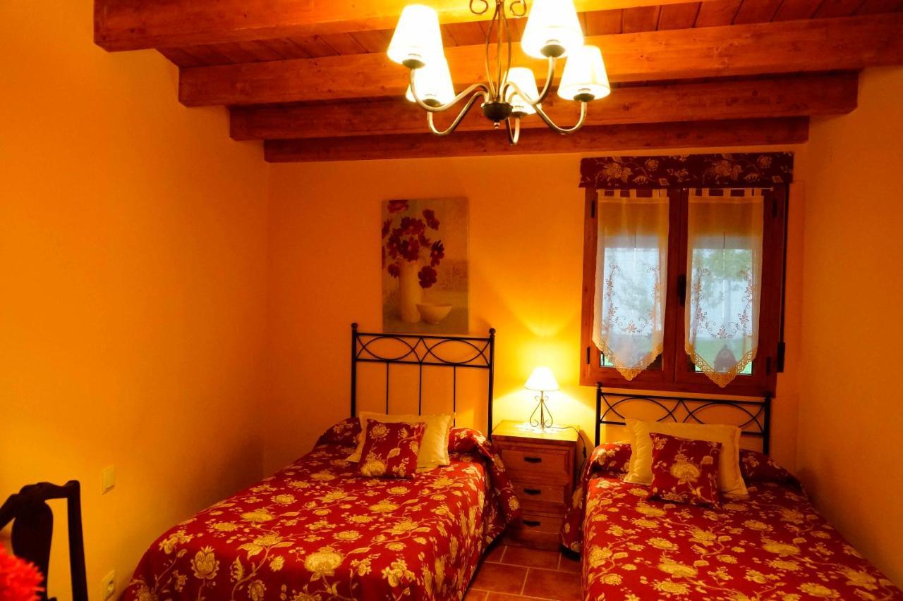 Casa Rural La Cija Del Abuelo A 1 Hora De Madrid Сеговия Екстериор снимка